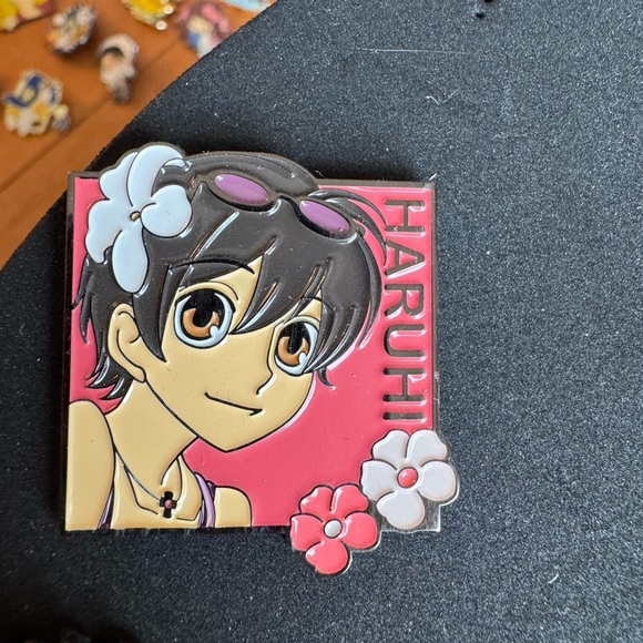 Pink and White Anime Jewelry Pin with Floral Accents - Picture 1 of 2
